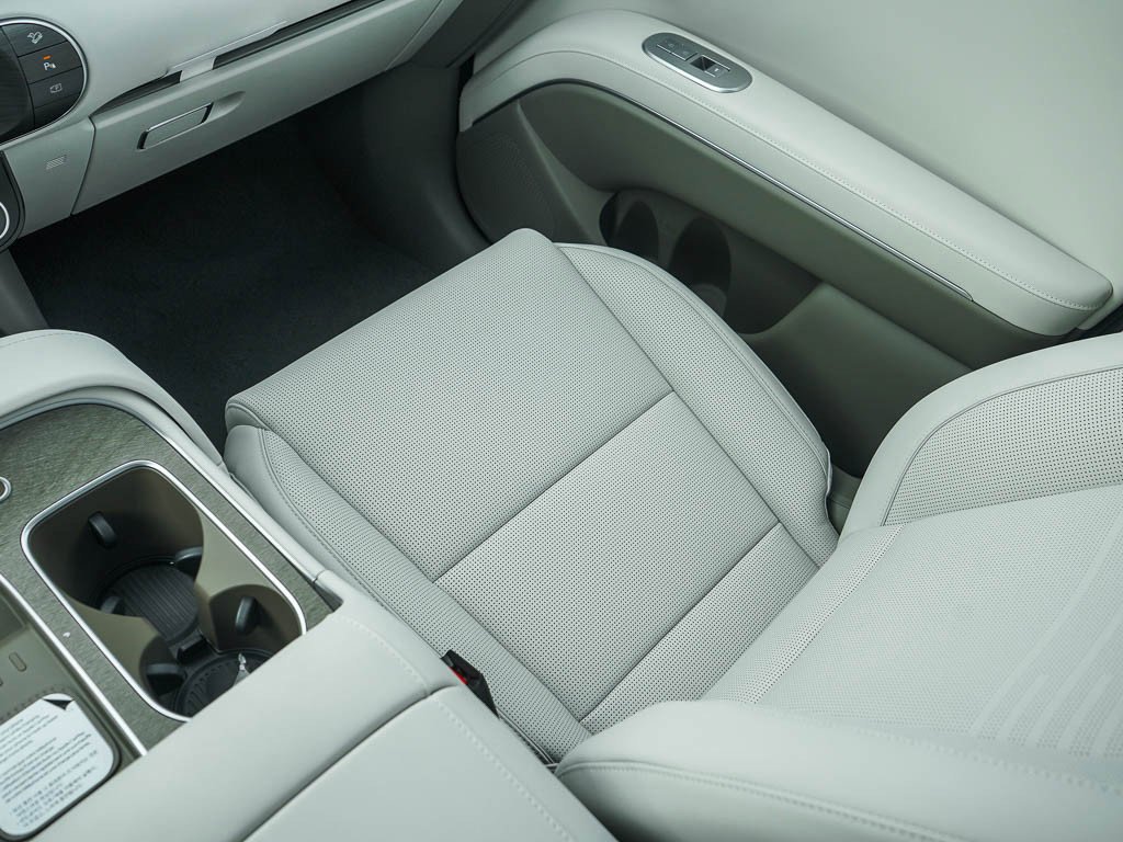 New 2026 Creamy White Pearl Hyundai Limited AWD image 27