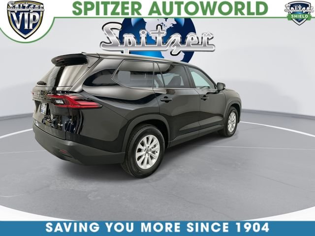 Used 2025 Black Toyota XLE image 10