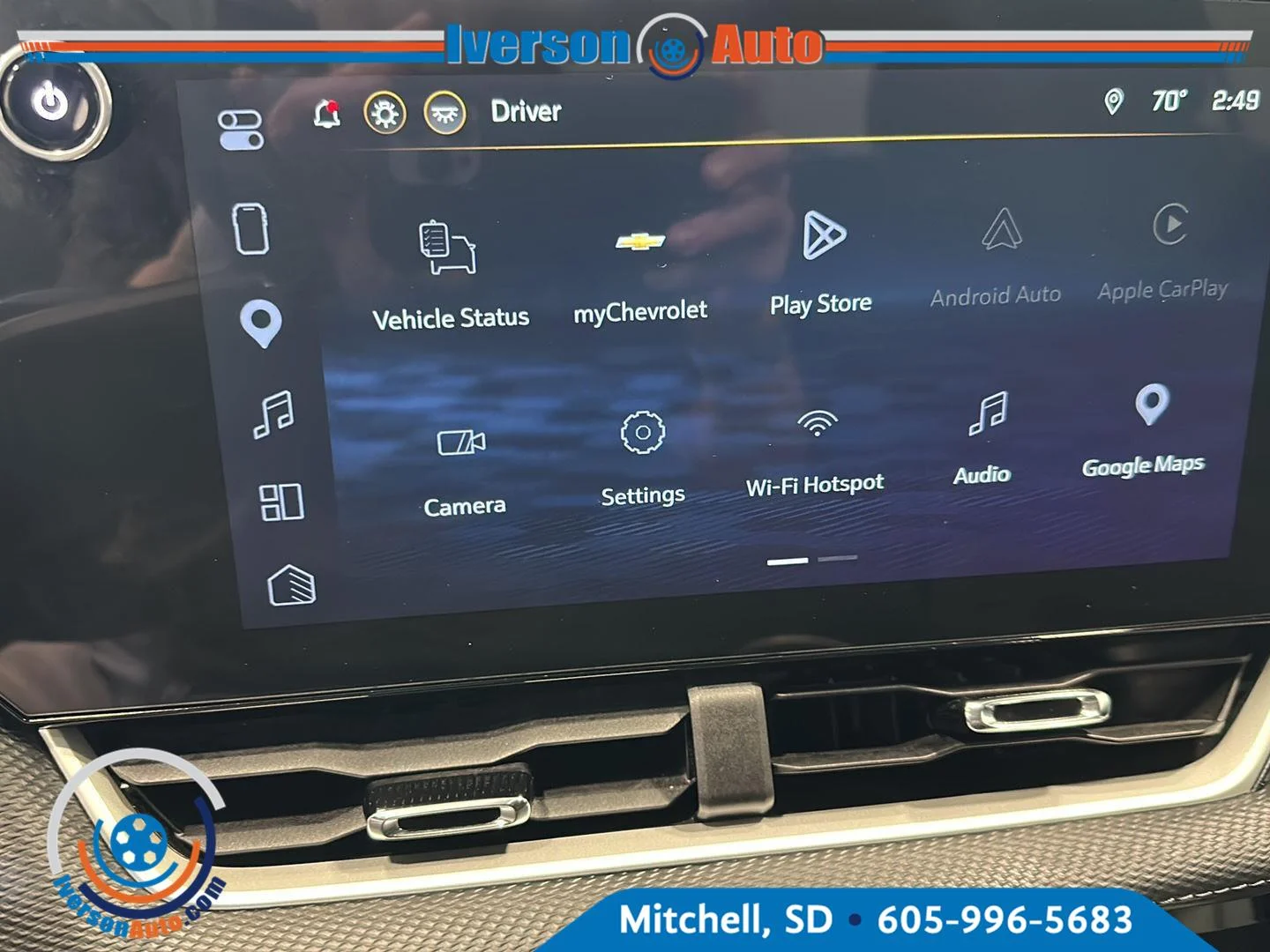 Used 2026 Mosaic Black Metallic Chevrolet AWD LT image 19