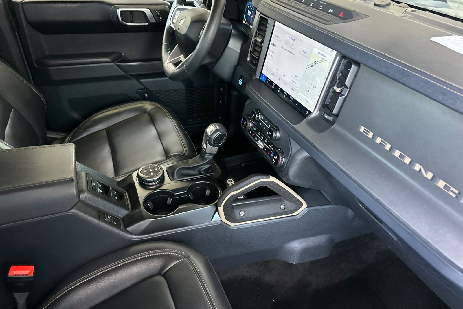 Used 2025 Gray Ford Badlands image 16