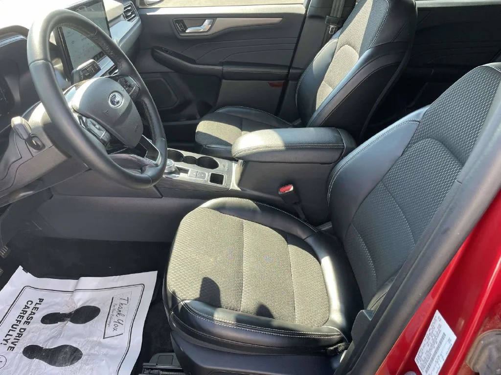 Certified Used 2025 Red Ford Base image 13