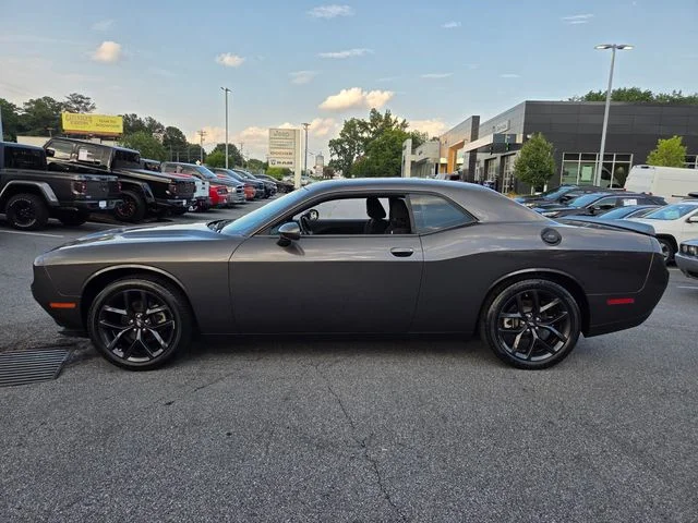 Used 2023 Gray Dodge SXT image 4
