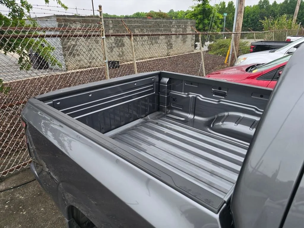 Used 2025 Gray Nissan SV image 14