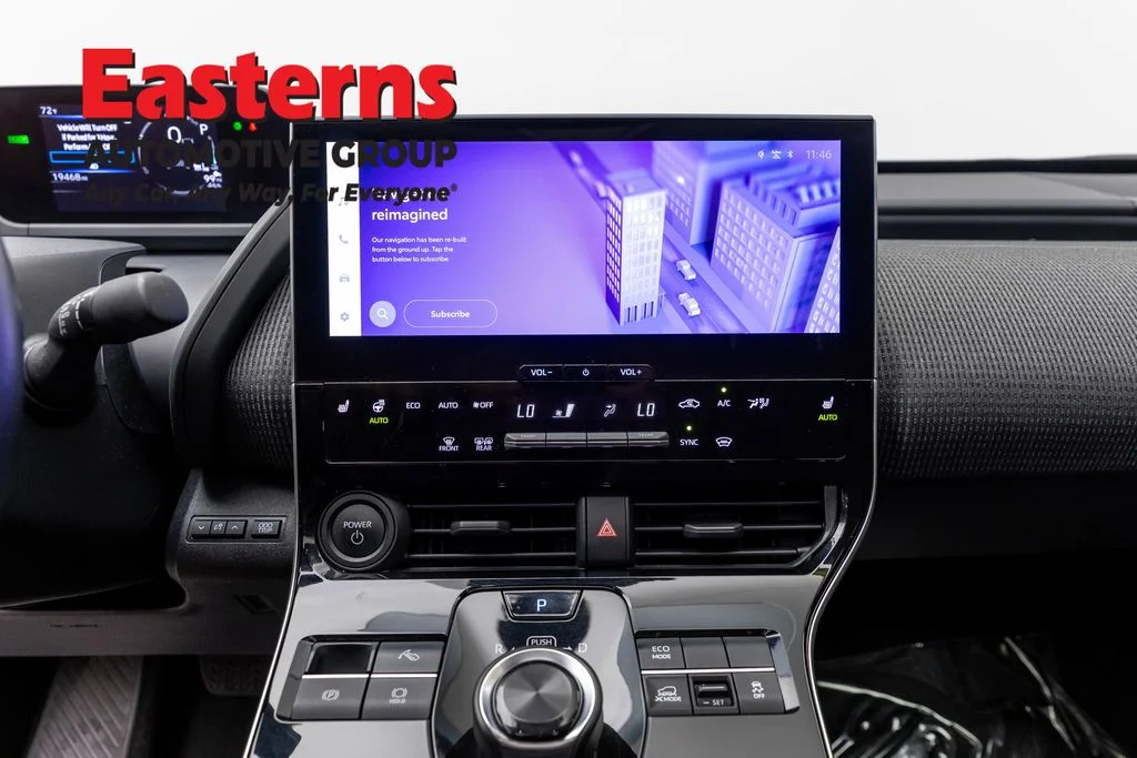 Used 2023 Silver Toyota XLE image 11