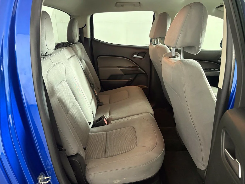 Used 2018 KINETIC BLUE METALLIC Chevrolet 2WD LT image 44