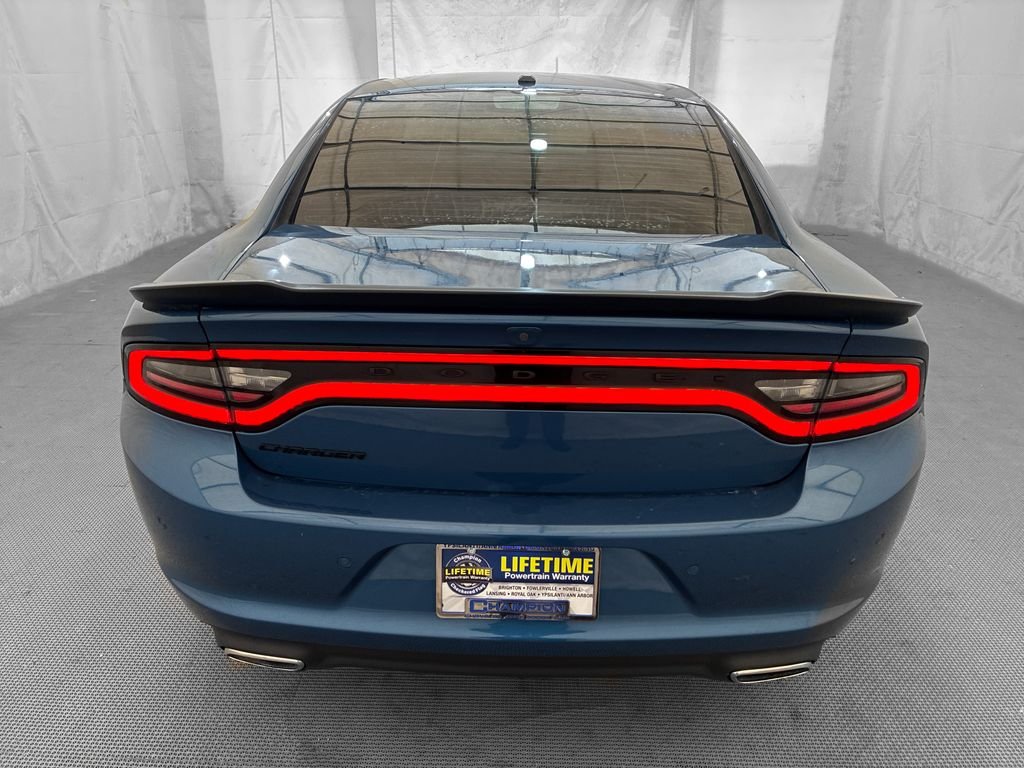 Used 2022 Frostbite Dodge SXT image 6