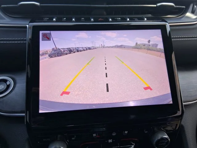 Used 2022 Black Jeep Overland image 7