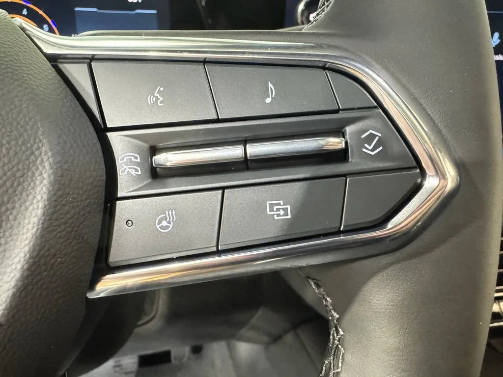 New 2026 Summit White Chevrolet LT image 19