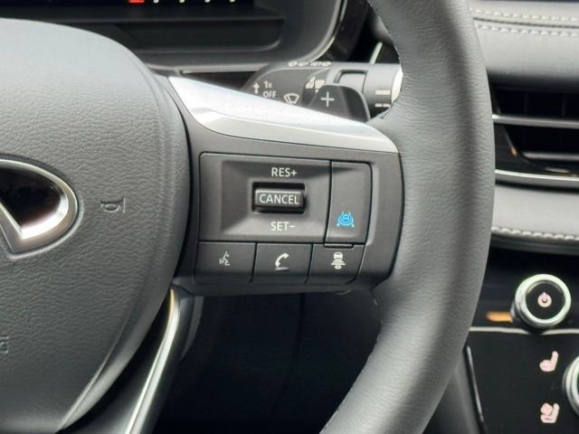 New 2026 RADIANT WHITE INFINITI Luxe FWD image 27