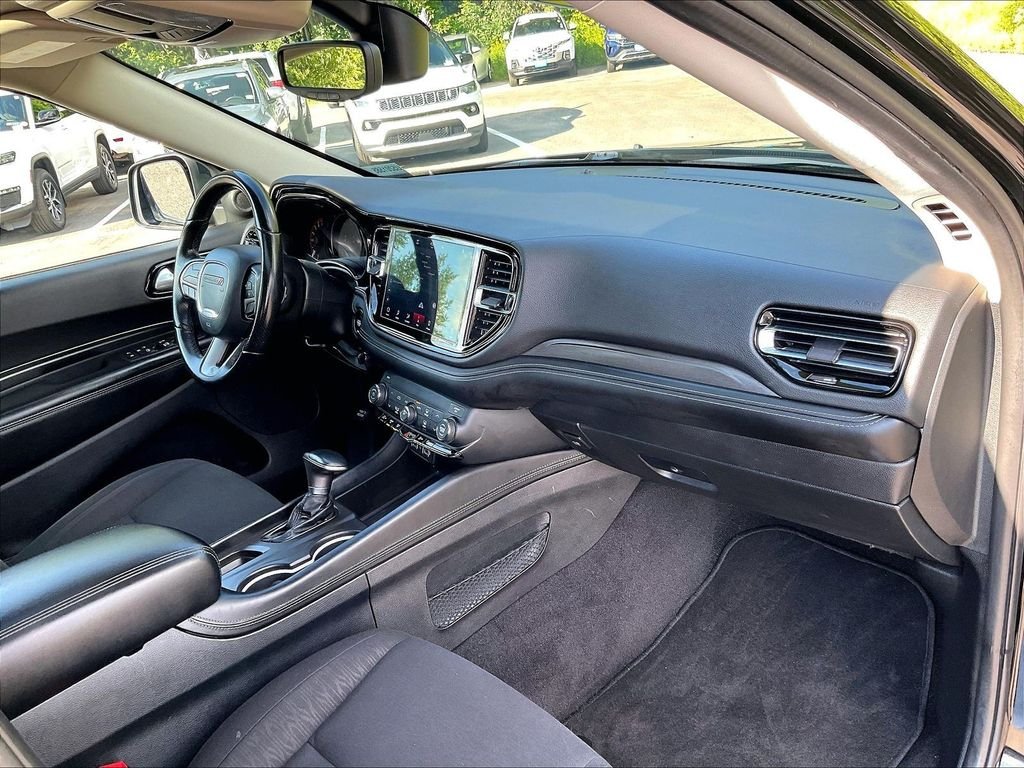 Used 2022 Black Dodge SXT image 14