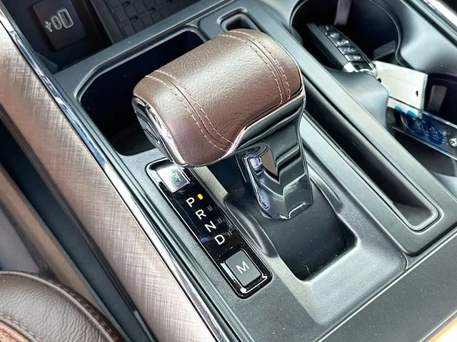 Used 2025 Gray Ford King Ranch image 17