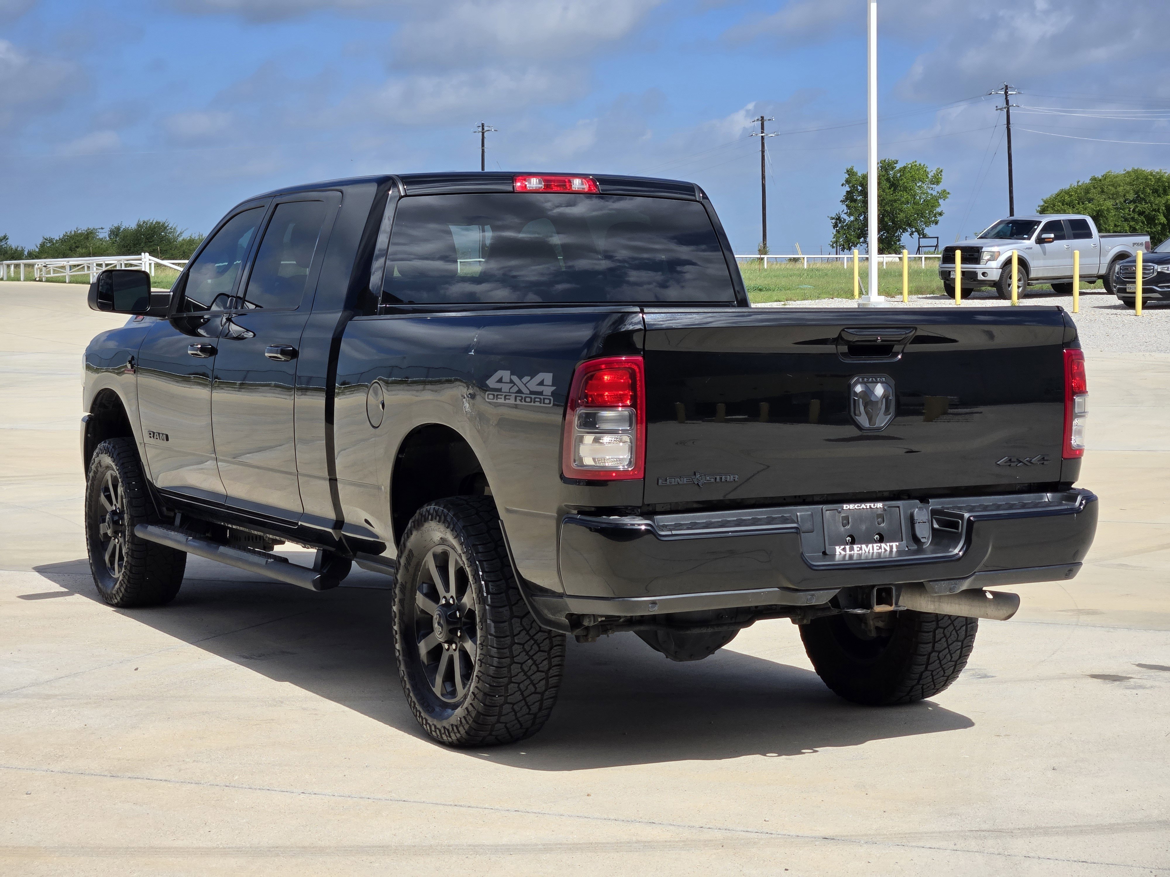 Certified Used 2022 Diamond Black Crystal Pearlcoat Ram Lone Star image 5