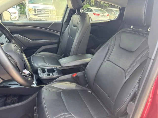 Used 2025 Magenta Ford Premium image 6