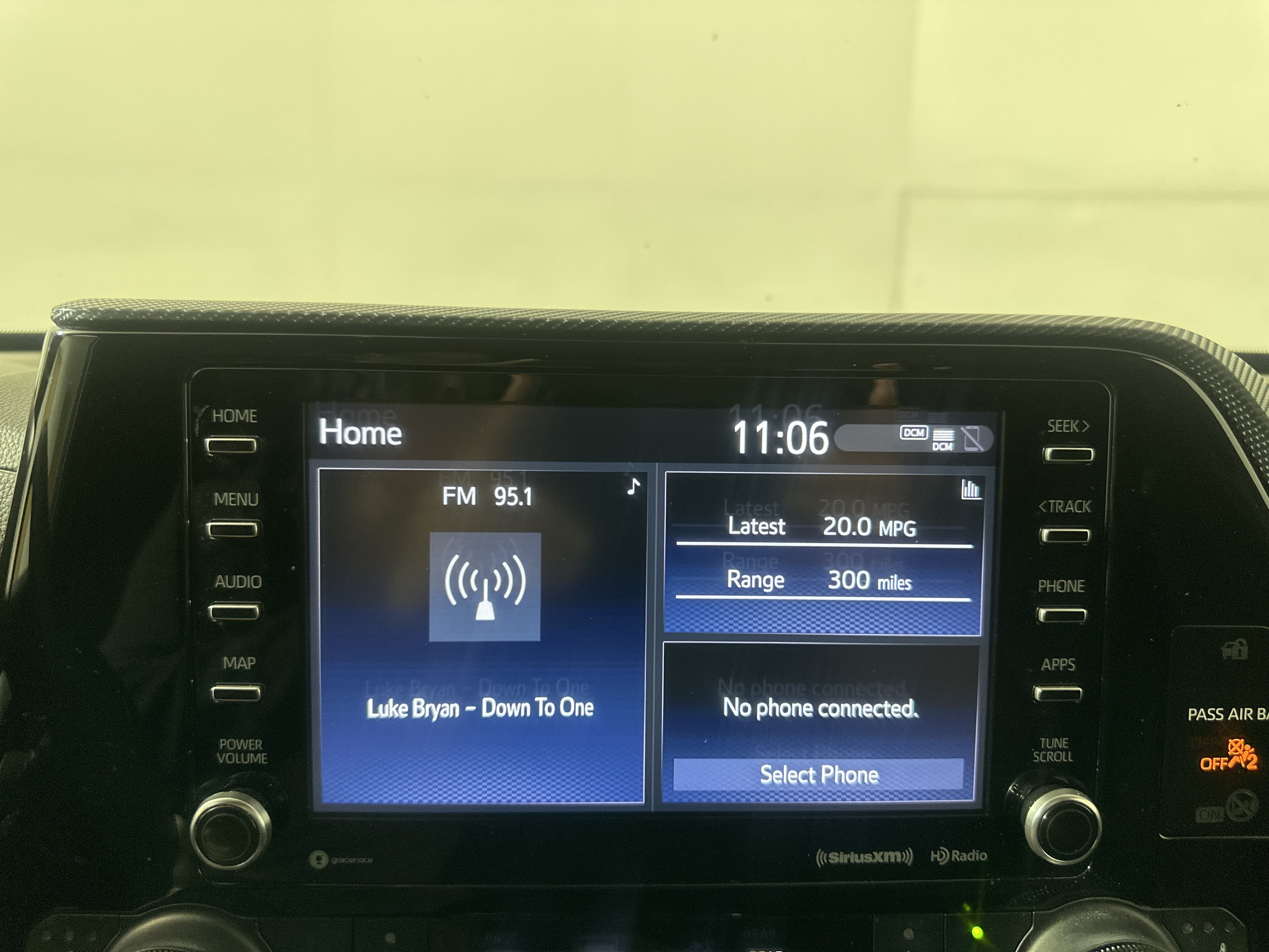 Used 2022 White Toyota XSE image 14