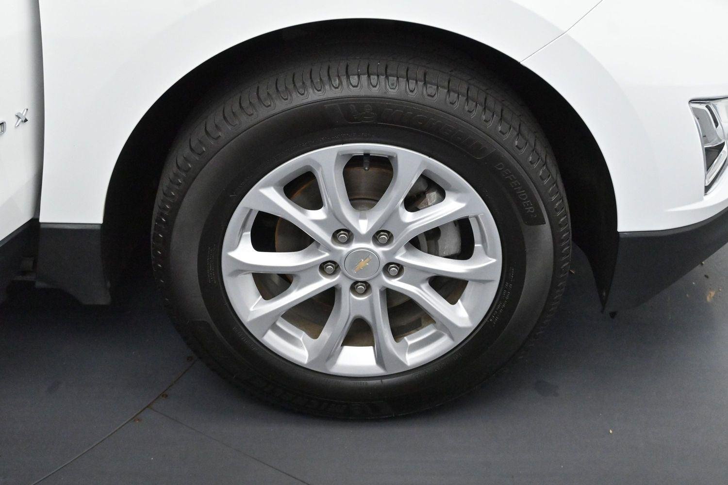 Used 2019 SUMMIT WHITE Chevrolet LS image 31