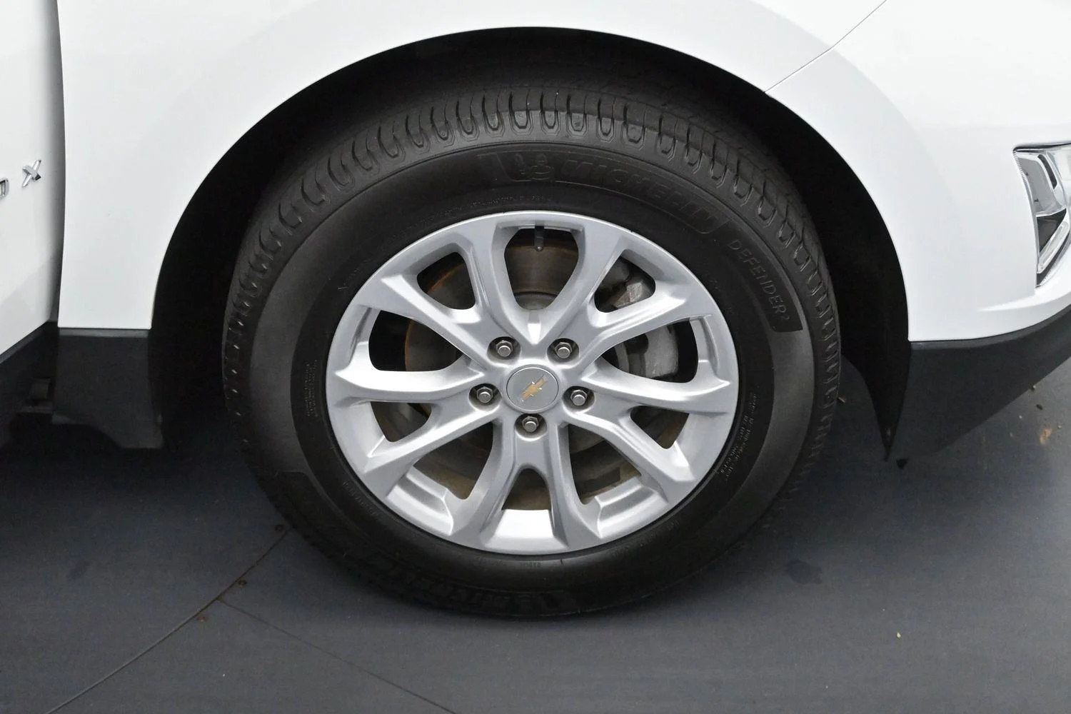 Used 2019 SUMMIT WHITE Chevrolet LS image 31