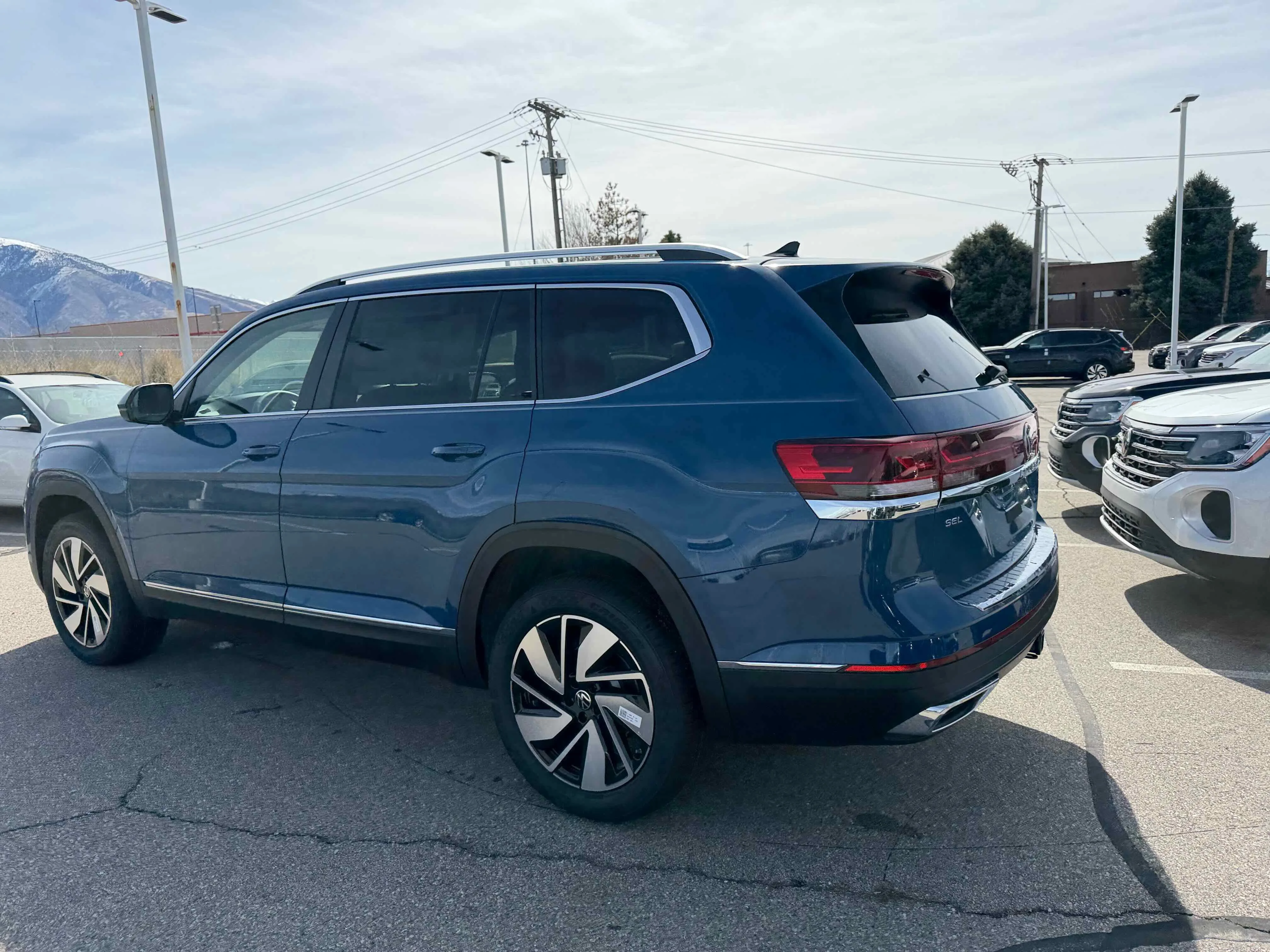 New 2026 Blue Volkswagen 2.0T SEL image 8