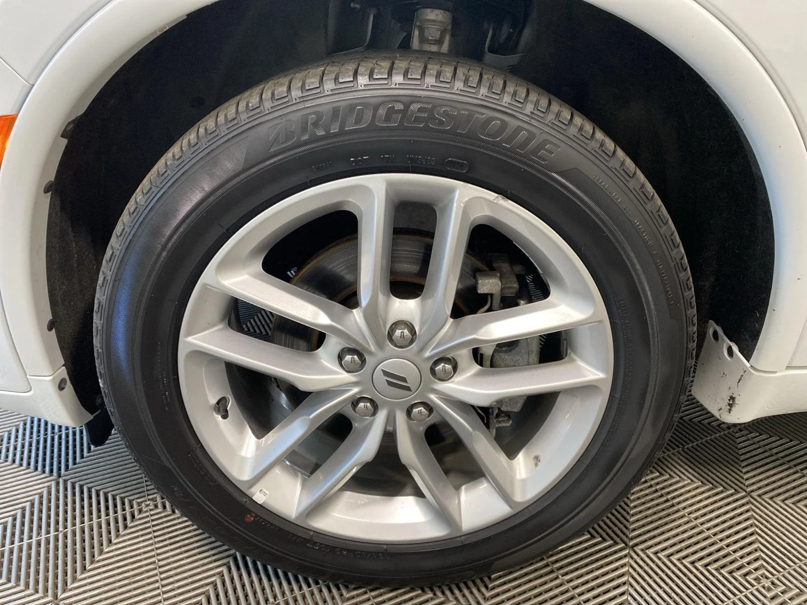 Used 2025 White Knuckle Dodge R/T image 9