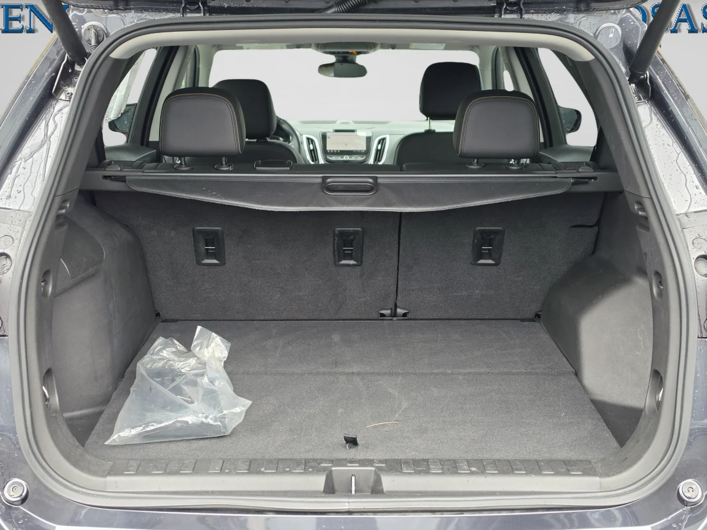Used 2022 Iron Gray Metallic Chevrolet Premier image 15