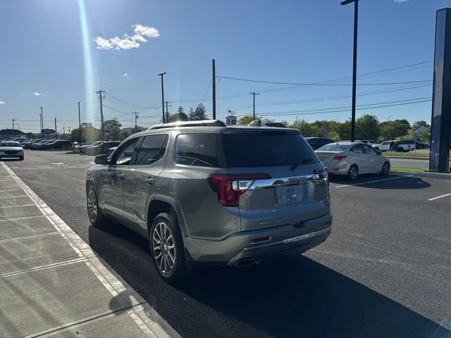 Used 2023 Silver GMC Denali image 5