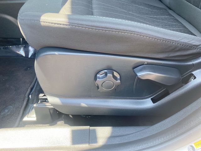 Used 2021 White Ford SE image 12