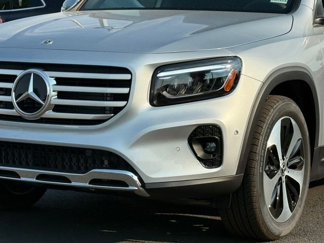 New 2026 Cirrus Silver Metallic Mercedes-Benz GLB 250 image 2