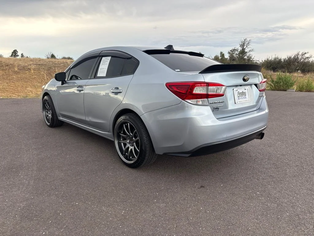 Used 2018 Silver Subaru 2.0i image 7