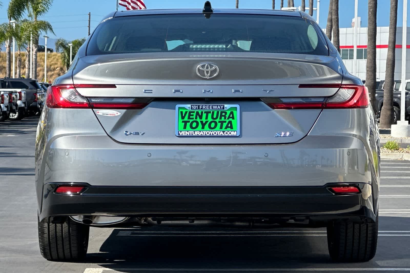 New 2026 Heavy Metal <sup>1</sup> Toyota  XLE image 5