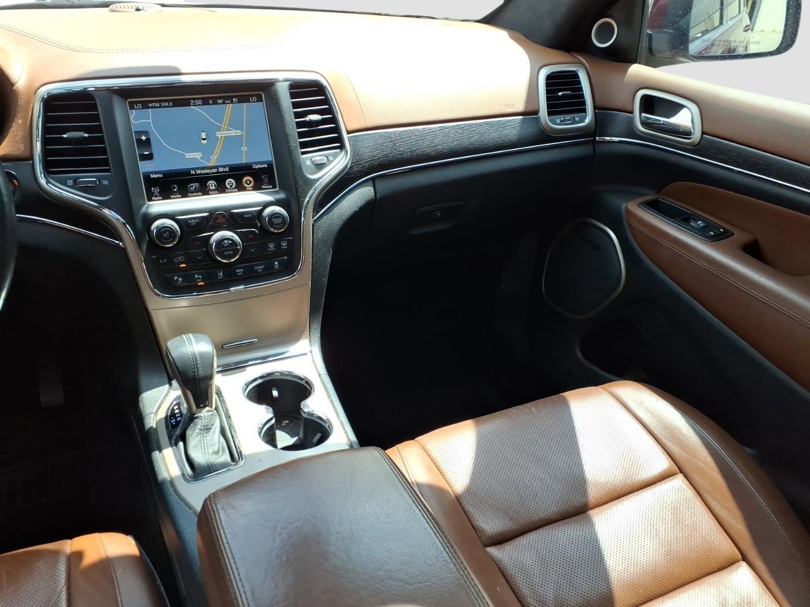 2017 Jeep Grand Cherokee Summit - Photo 10