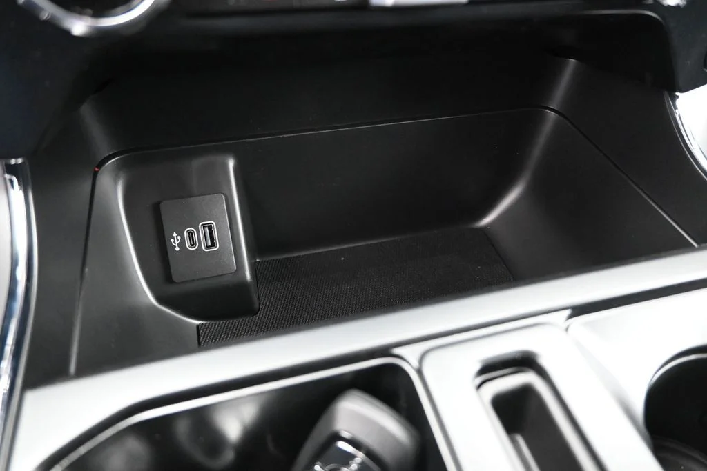 New 2026 Oxford White Ford XLT image 17