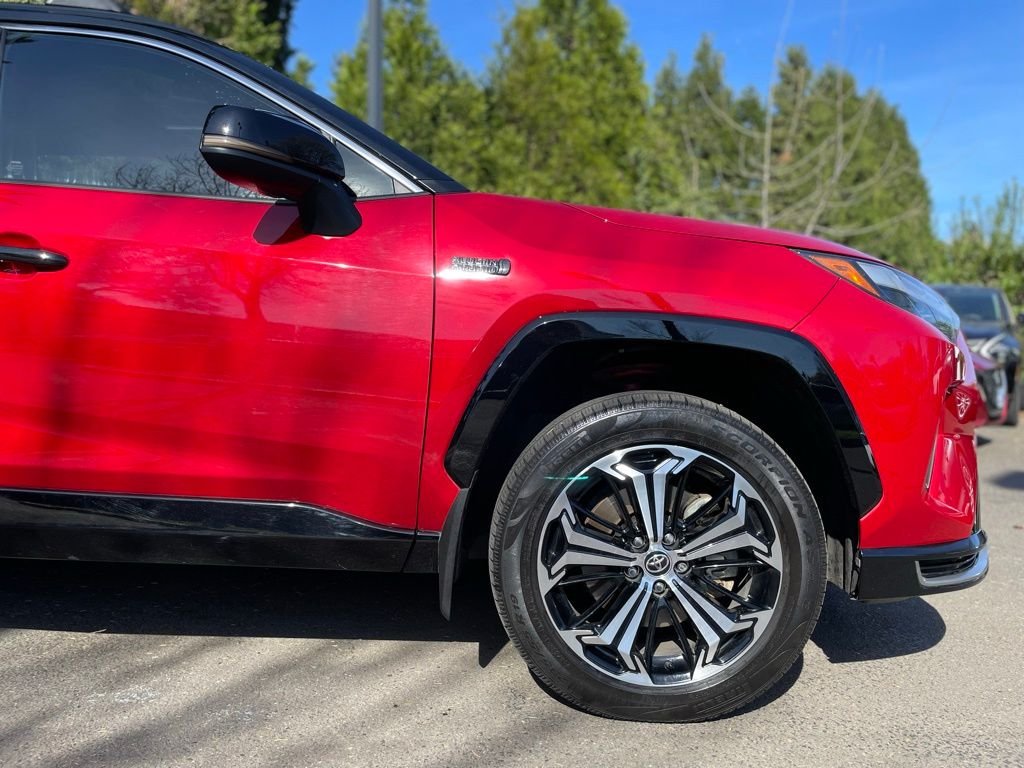 Used 2022 Toyota RAV4 XSE with VIN JTMEB3FV9ND101994 for sale in Portland, OR