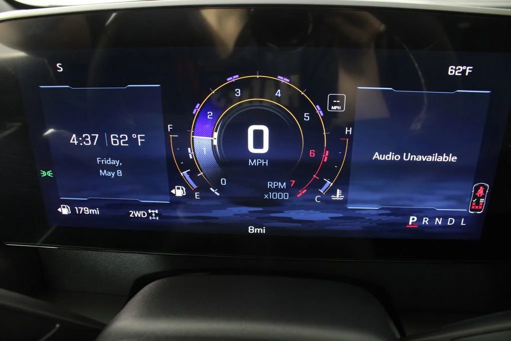 New 2026 Summit White Chevrolet LT image 26
