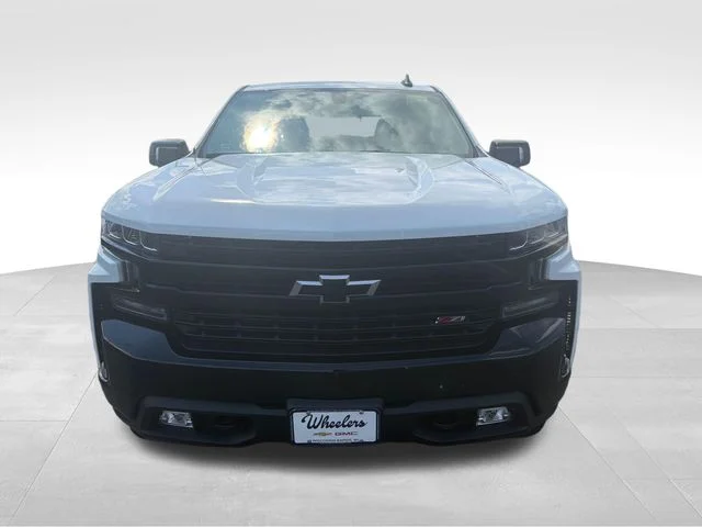 Used 2019 White Chevrolet LT Trail Boss image 9