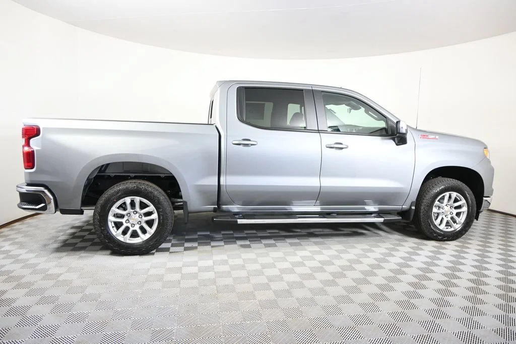 2026 Chevrolet Silverado 1500 LT - Photo 8