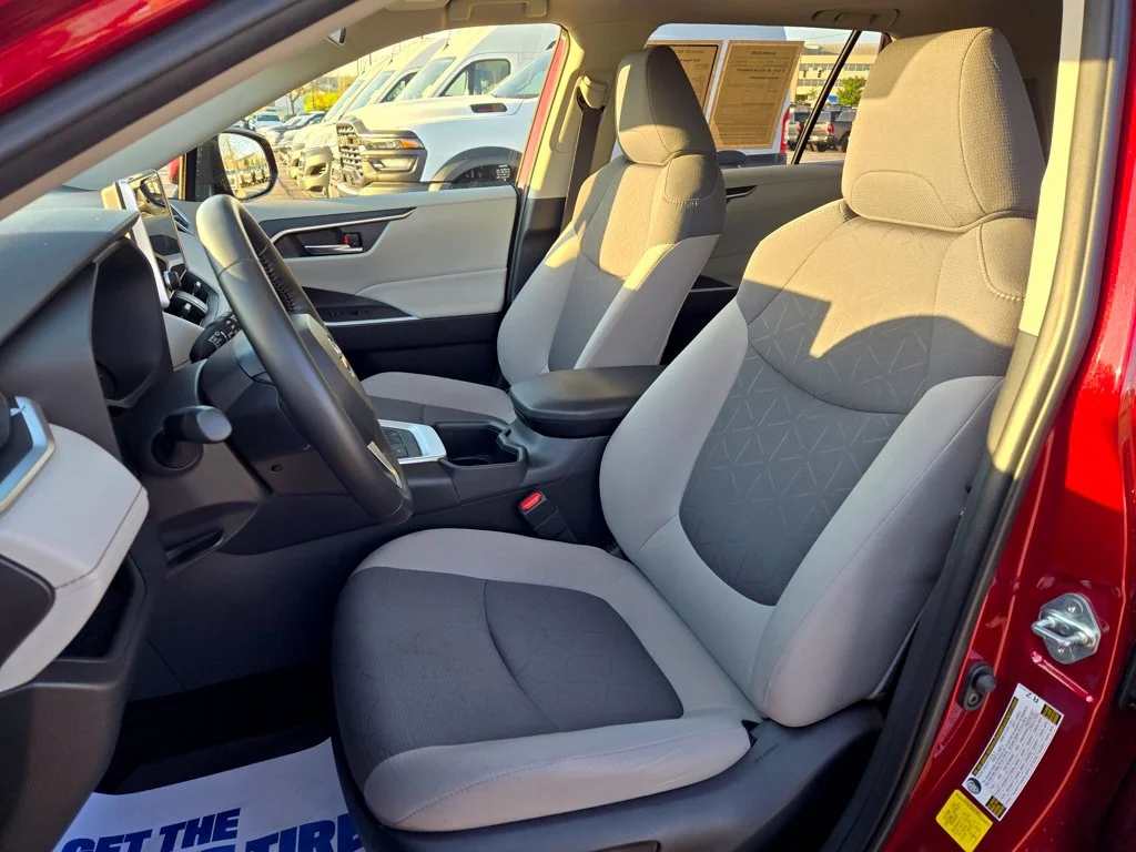 Used 2025 Red Toyota XLE image 15