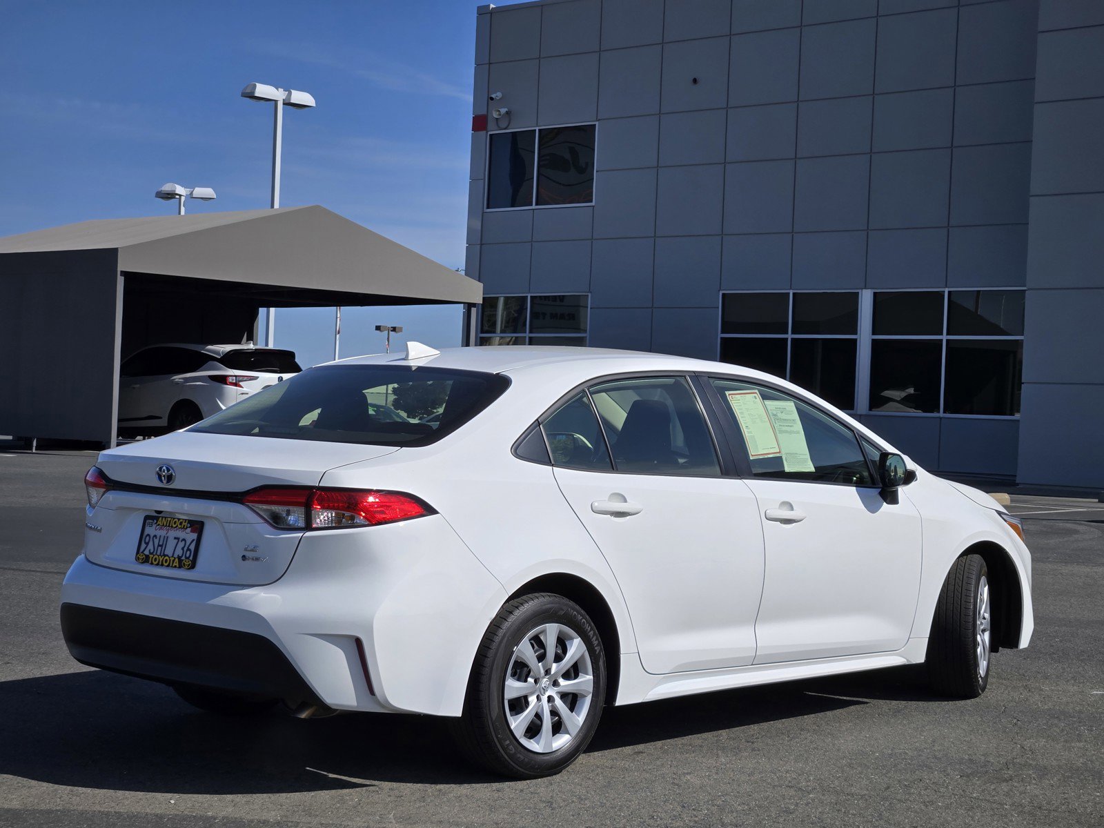 Certified Used 2025 White Toyota  image 4