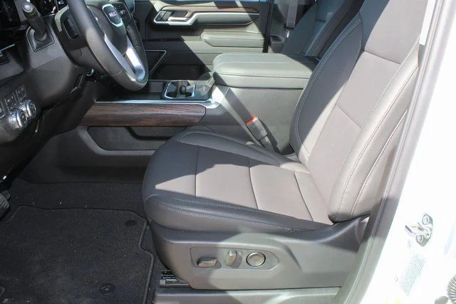 New 2026 White GMC SLT image 9