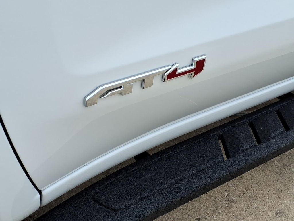 New 2026 Summit White GMC AT4 image 8