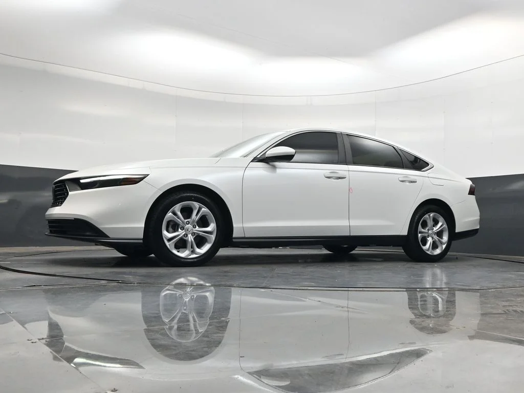 Certified Used 2024 Platinum White Pearl Honda LX image 30