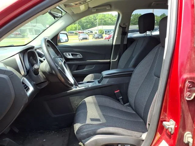 Used 2015 Red Chevrolet LT image 11