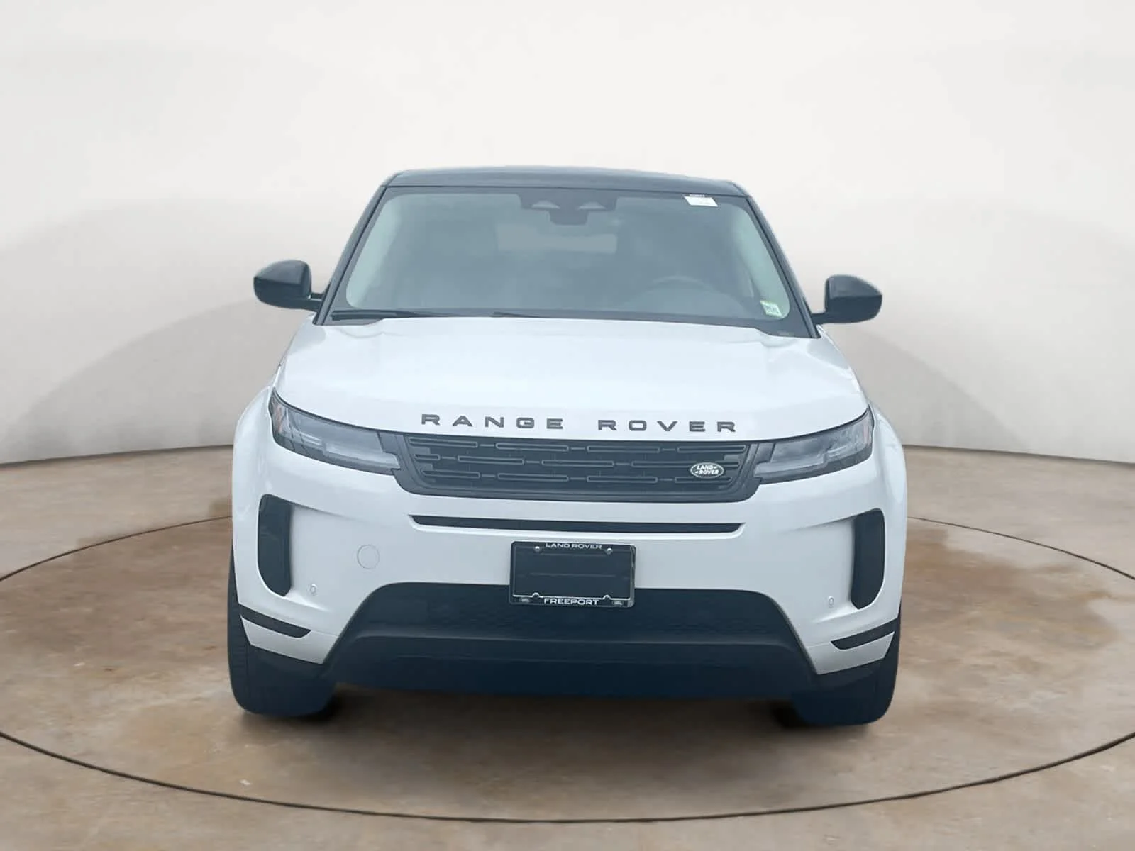 Certified Used 2025 Fuji White Land Rover Core S image 8