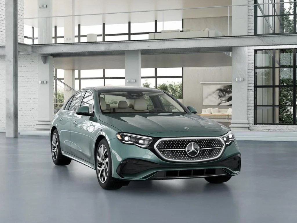 New 2027 Silver Mercedes-Benz E 350 image 9