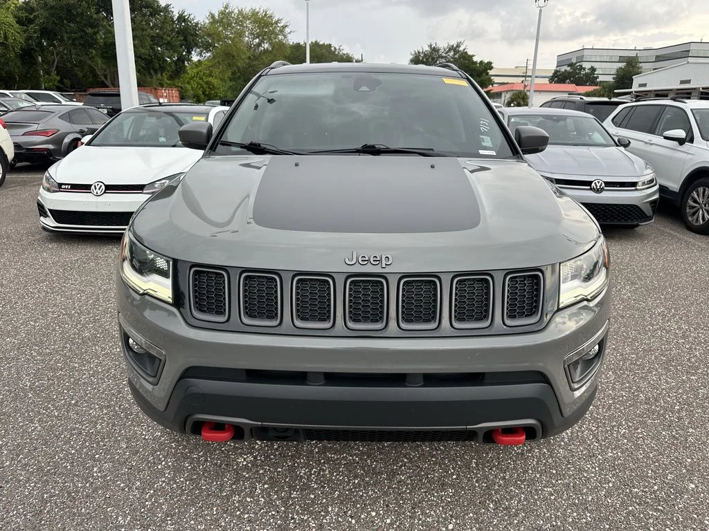 Used 2021 Gray Jeep Trailhawk image 3