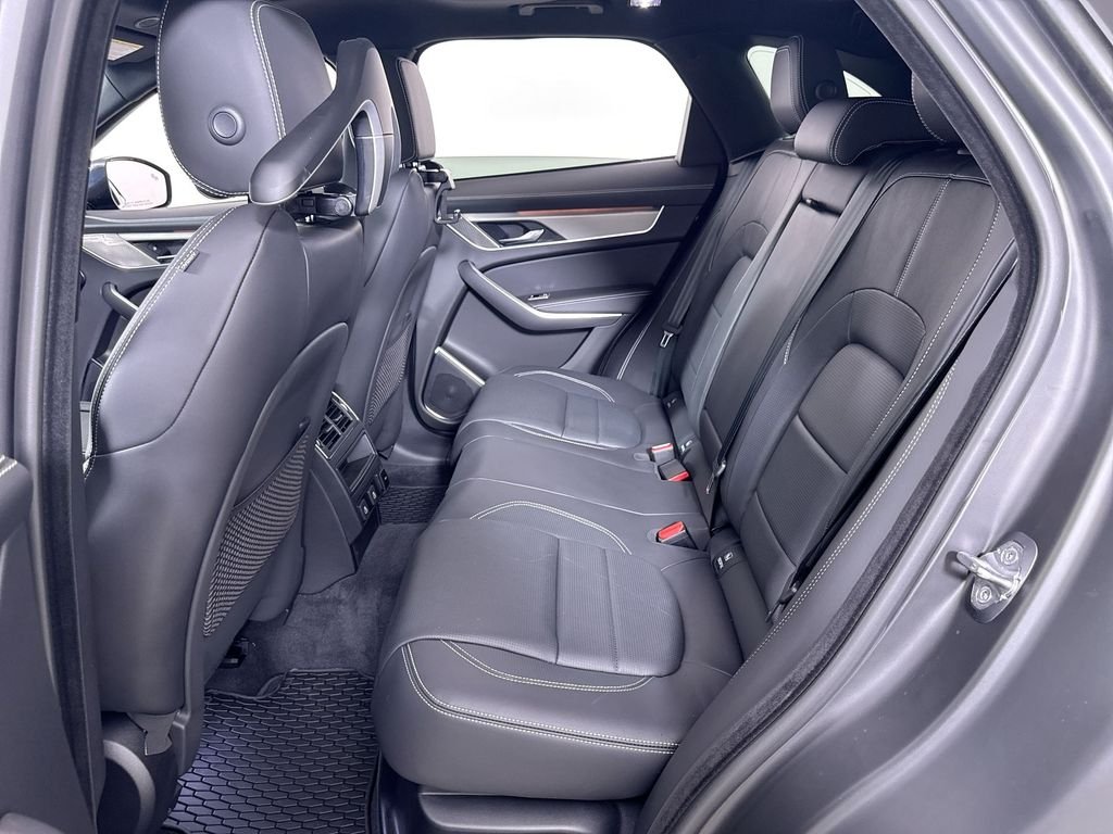New 2026 Eiger Grey Jaguar P250 R-Dynamic S image 20
