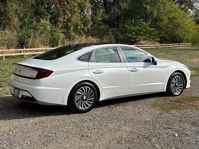 2022 Hyundai Sonata Hybrid Limited - Photo 9