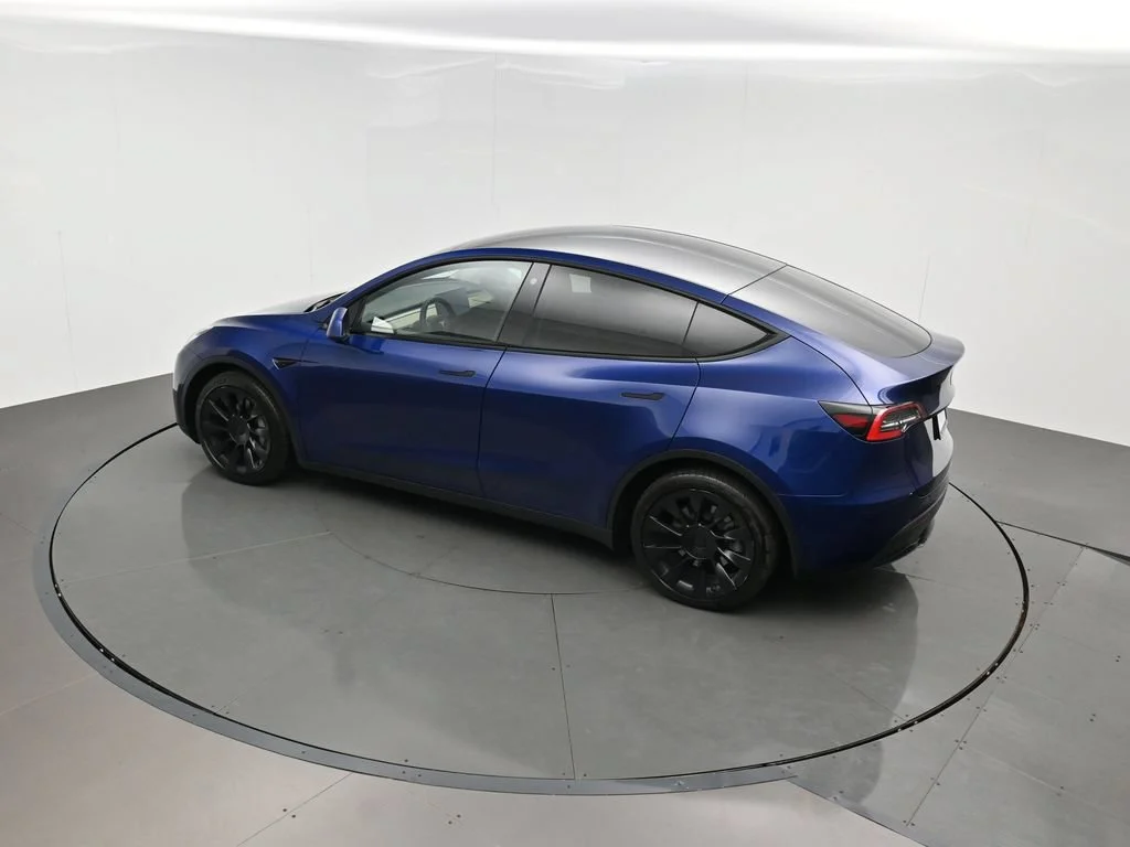 Used 2021 Blue Tesla Long Range image 33