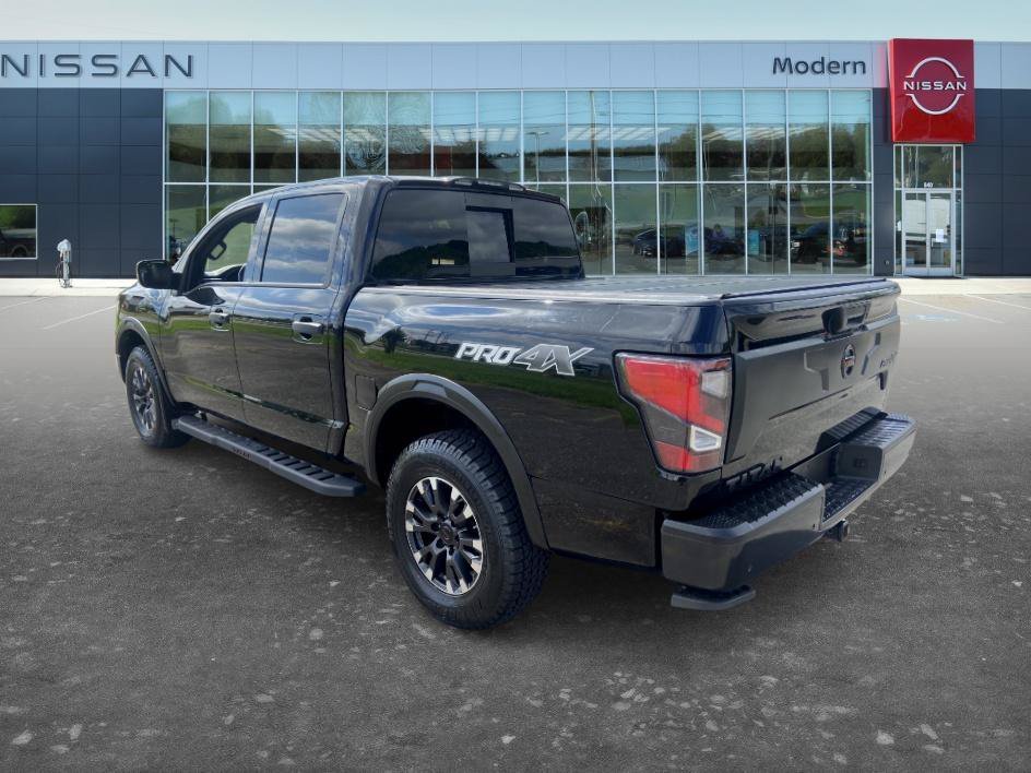 Used 2021 Super Black Nissan PRO-4X image 7