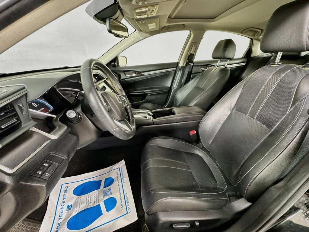 Used 2018 Black Honda Touring image 24