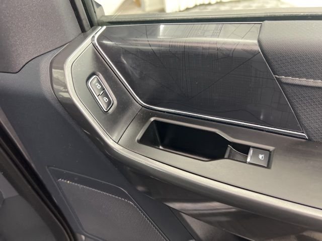 Used 2023 Gray Ford XLT image 27