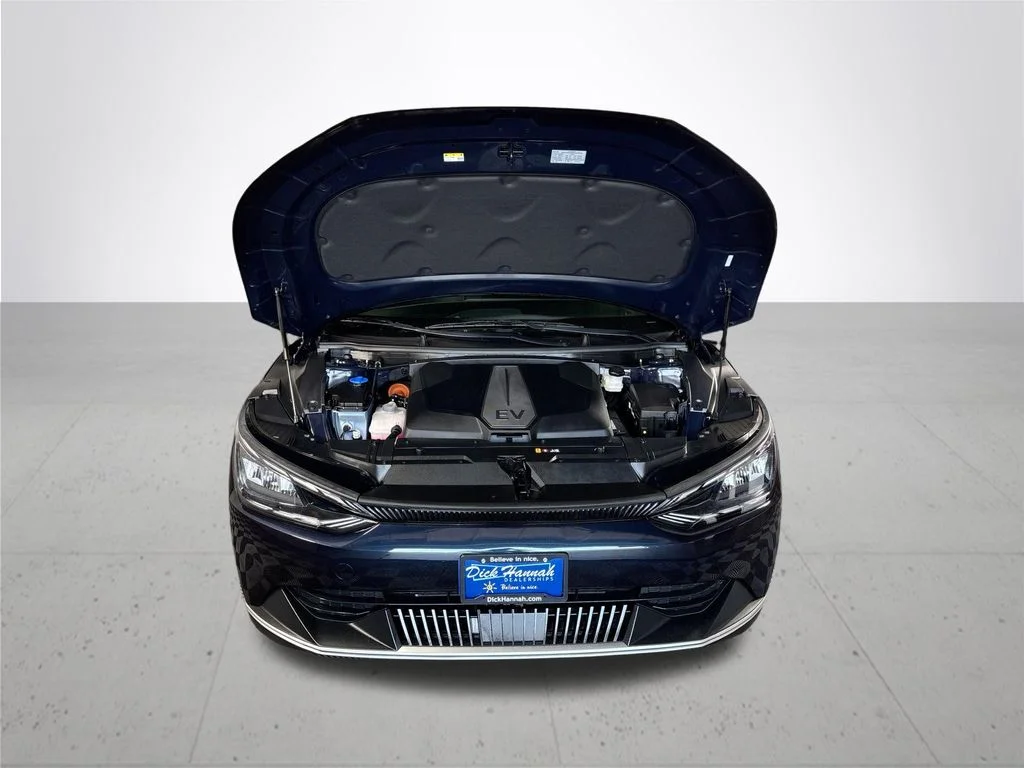 Used 2024 Blue Kia Light image 22